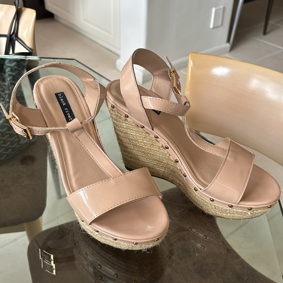 ESPADRILLE WEDGE SANDALS - Picture 2 of 4